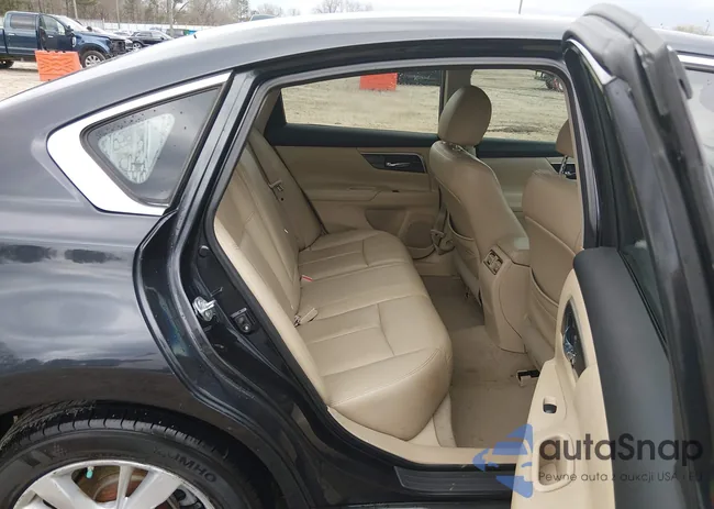 1N4AL3AP9EC136955: 44472045