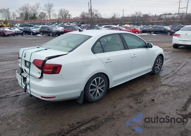 3VWDB7AJXHM309203: 44472125