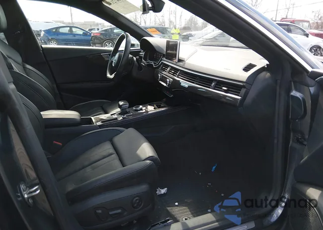 WAUC4CF50JA059564: 44472137