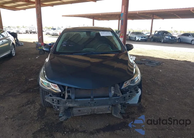 3G1BE6SMXJS593592: 44472170