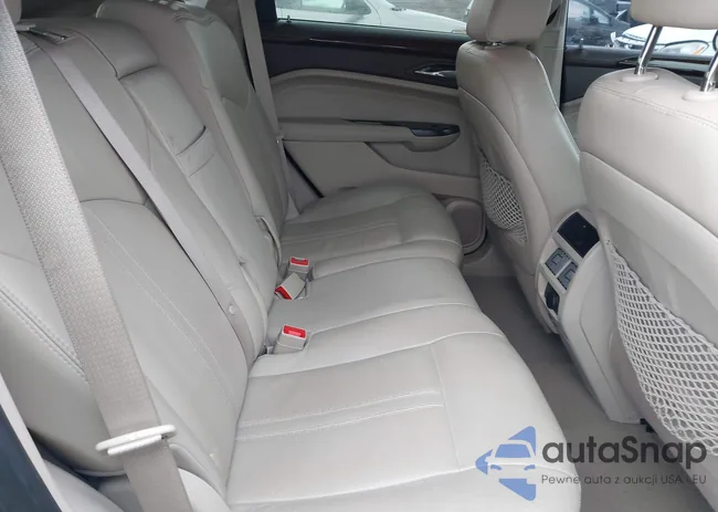 3GYFNAE37CS532664: 44472189