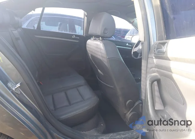 3VWST71K06M800471: 44472233