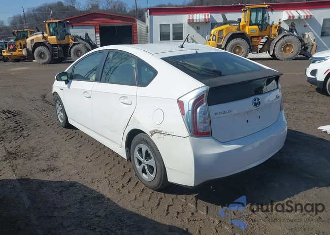 JTDKN3DU7D5554945: 44472316