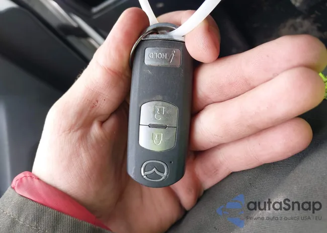 JM3KE4CY0F0472668: 44471556