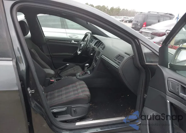 3VW4T7AU0HM024047: 44471659