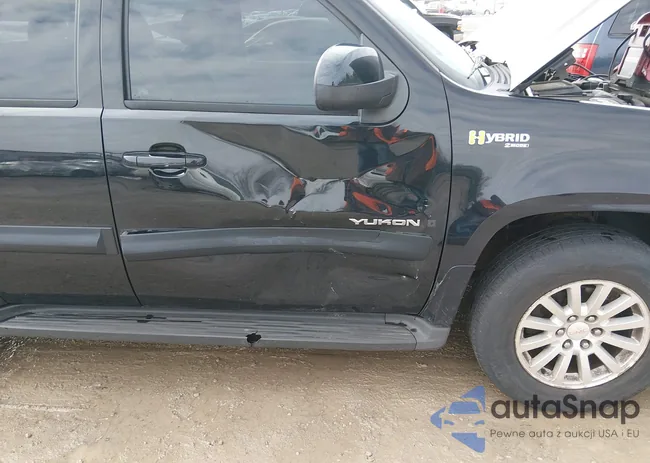 1GKFK13568R277765: 44472789