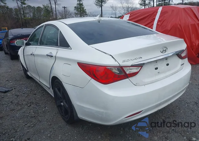 5NPEC4AC1BH137032: 44472956