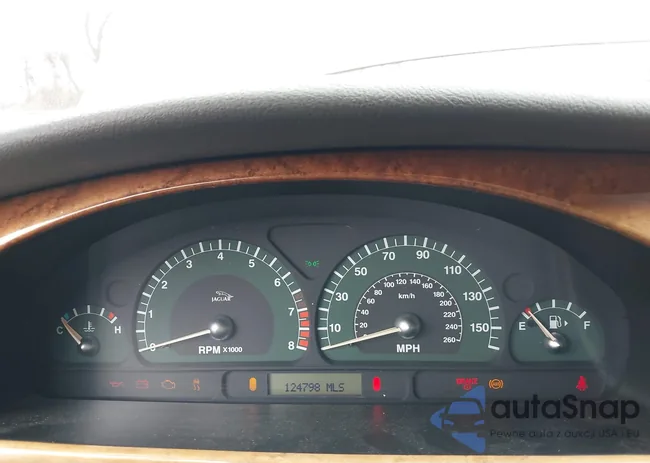 SAJEA01T83FM46122: 44473131