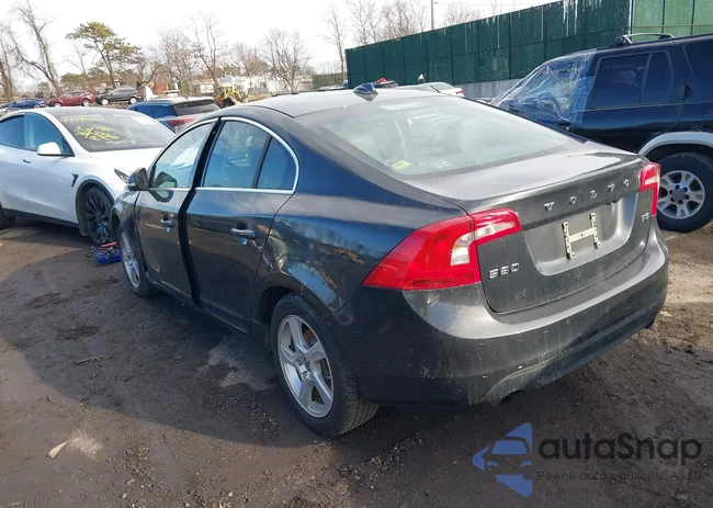 YV1622FS1C2038980: 44473151