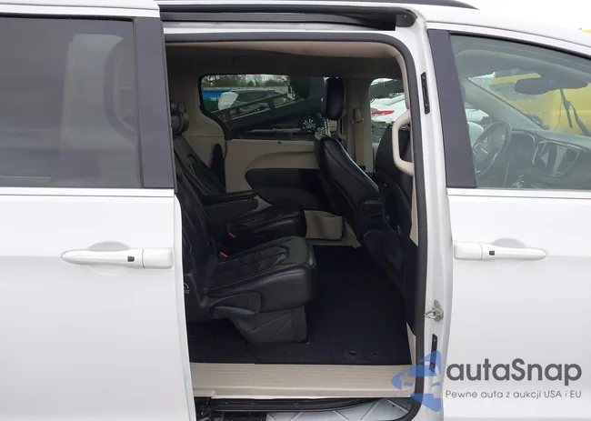 2C4RC1BG7NR113908: 44472354