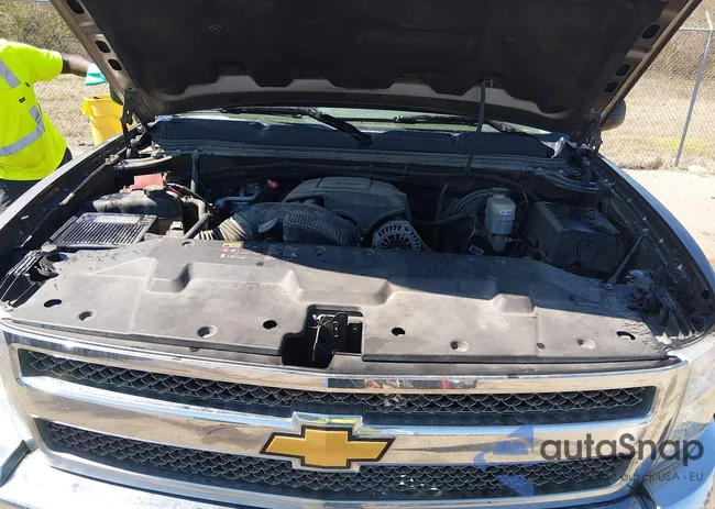 1GCRCSEAXDZ233896: 44472413