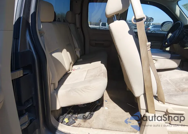 1GCRCSEAXDZ233896: 44472413