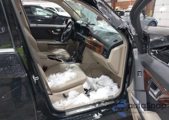 WDCGG8HB3CF779470: 44472479