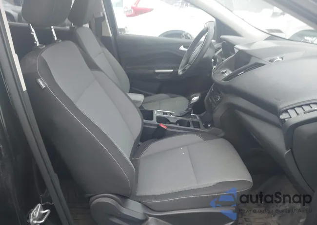 1FMCU9GD9KUA10452: 44472524