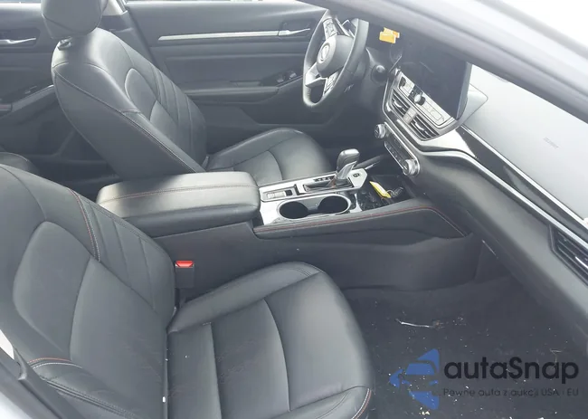 1N4BL4CW4SN358317: 44472653