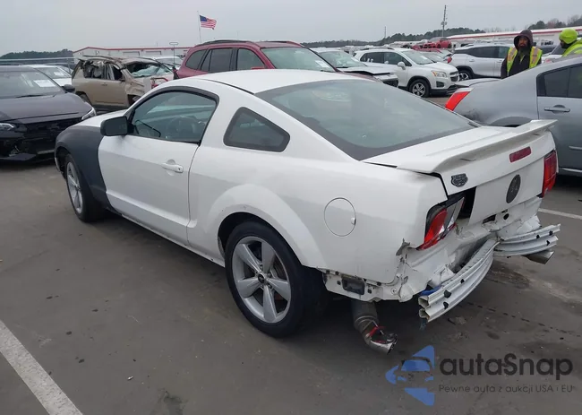 1ZVFT82H665260527: 44472656