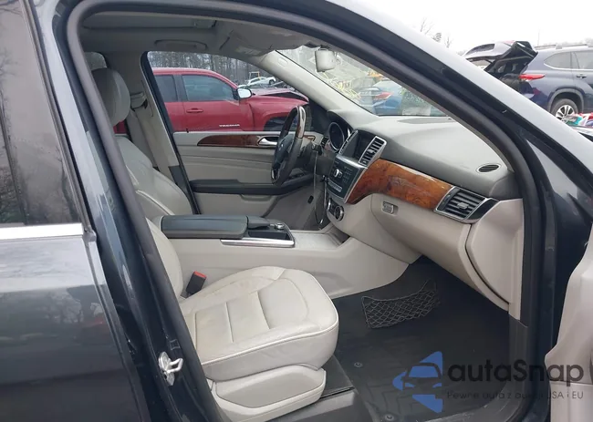 4JGDA5JBXDA244990: 44473768