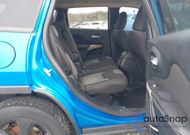 1C4PJLCB9JD556652: 44473993