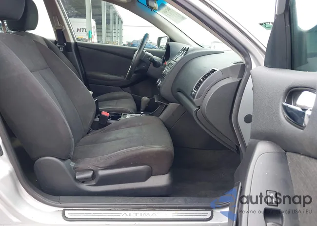 1N4AL2AP1CN555295: 44474087