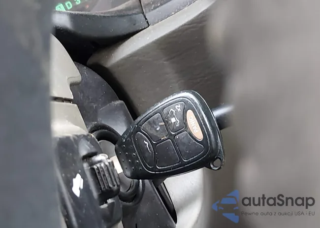 2A4GP54L46R704352: 44474167