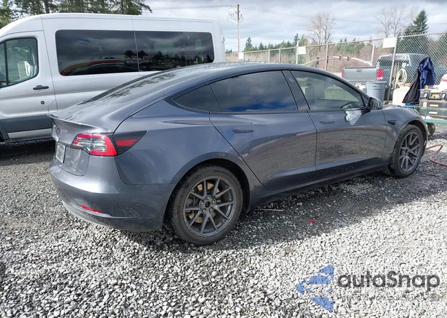 5YJ3E1EA0PF675574: 44474284