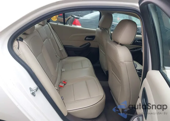 1G11J5SX2EF135387: 44473475