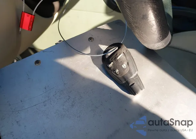 YS3FD49Y361140733: 44473640