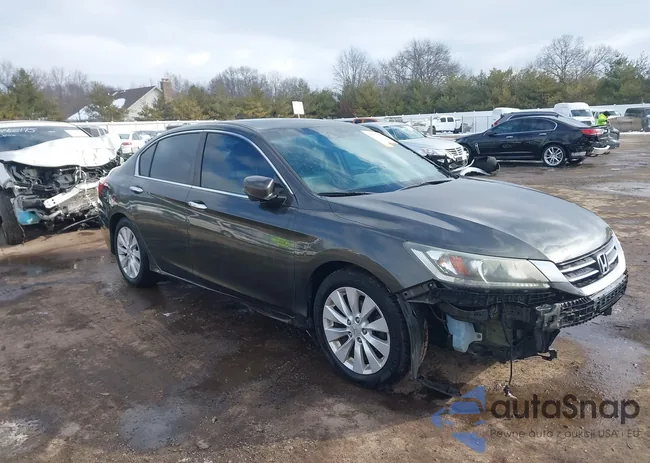 1HGCR2F83DA226241: 44473679