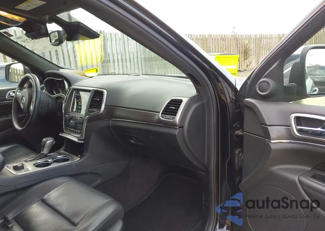 1C4RJFBG9JC108621: 44473719