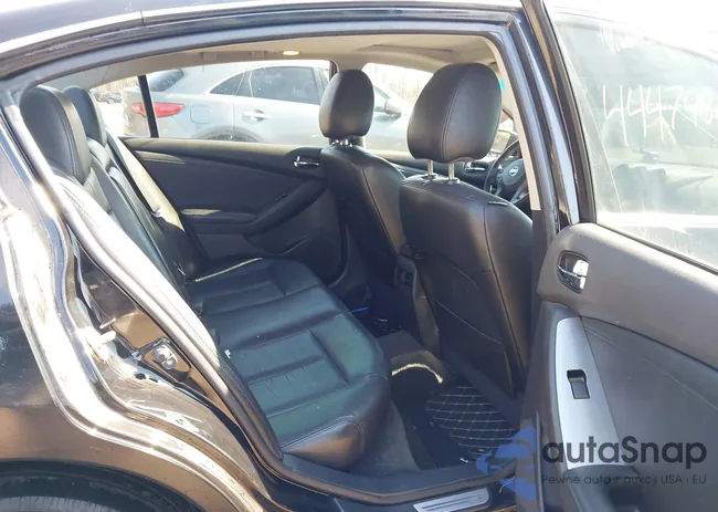 1N4AL2AP8CC157285: 44474809