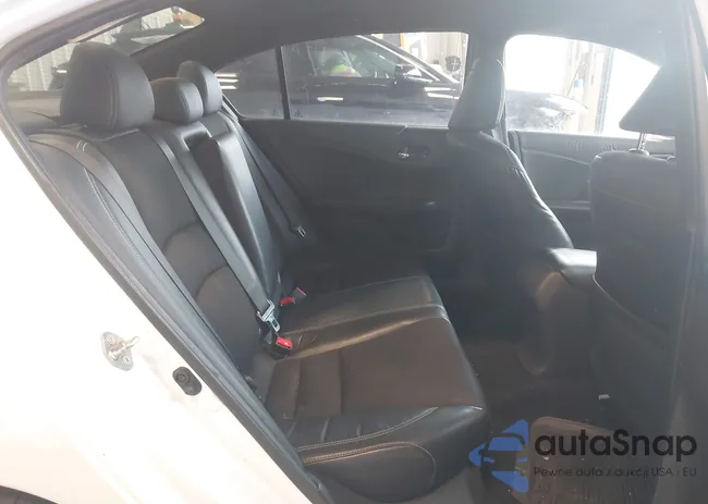 1HGCR2F5XHA003710: 44475094