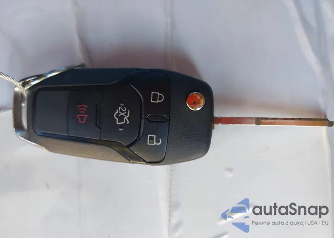 3FA6P0HD4FR102395: 44475163