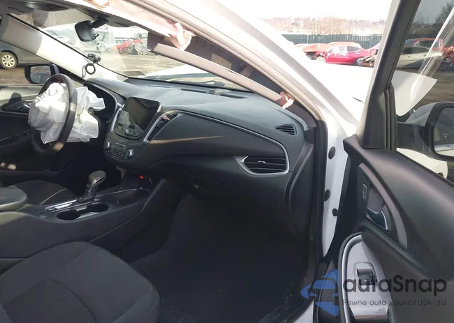 1G1ZD5ST2PF166181: 44475317