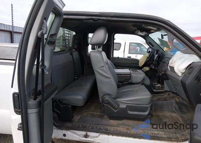 1FT7X2A63FEC08393: 44474373