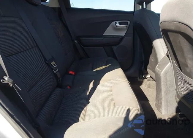 KNDCB3LC6L5399521: 44474432