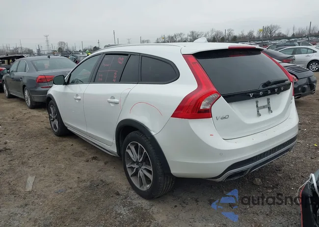 YV4612HM4F1000030: 44474439