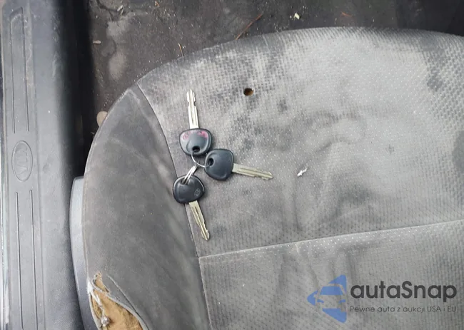 KNAFT4A21C5512041: 44474450