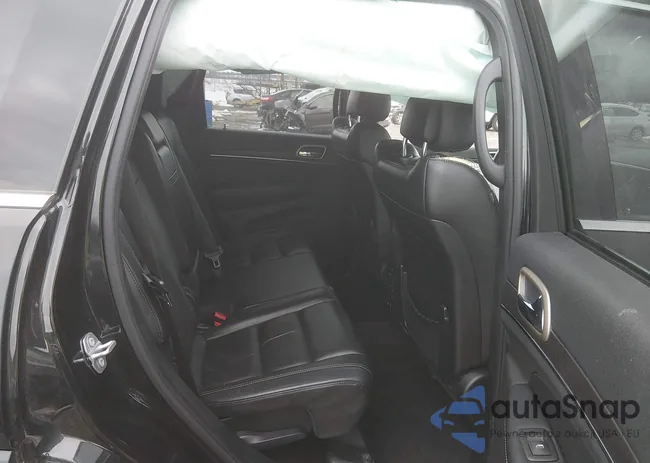 1C4RJFBG8GC423225: 44474455