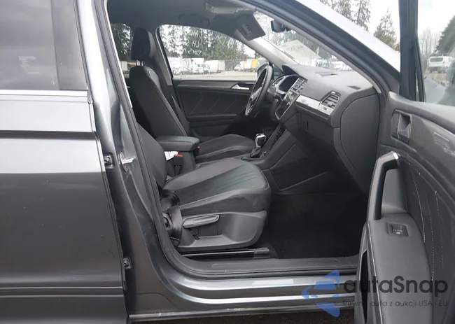 3VV3B7AX0RM137432: 44474521