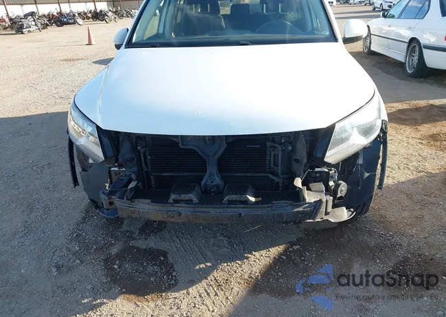 WVGAV7AX9FW614637: 44475947