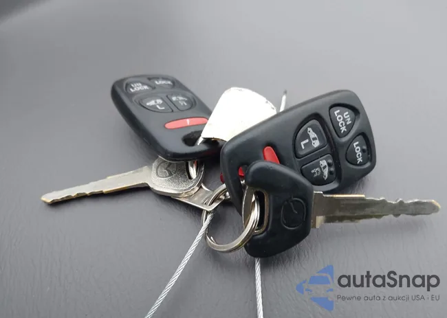 JM3LW28J830343543: 44475977