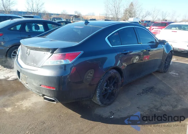 19UUA9F58EA001177: 44476033