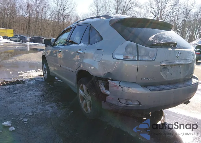 2T2HK31U98C063191: 44476074