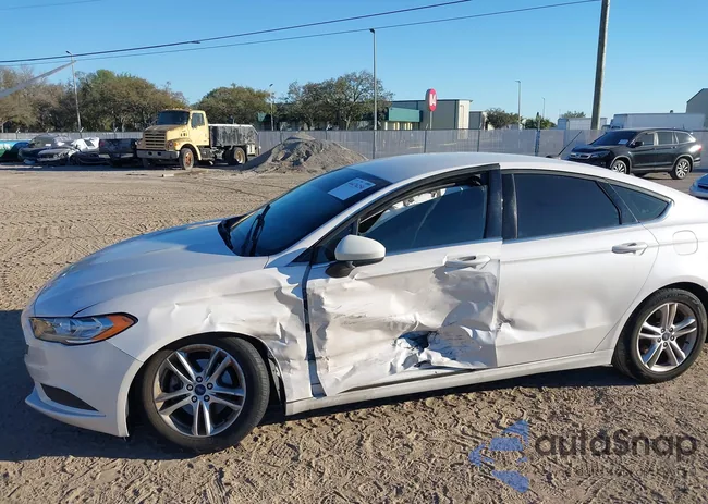 3FA6P0HD4JR190261: 44476256