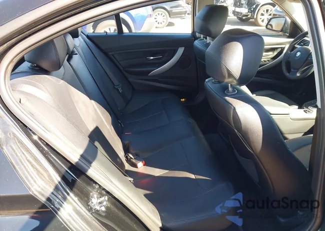 WBA3A5G54CNN65686: 44476274