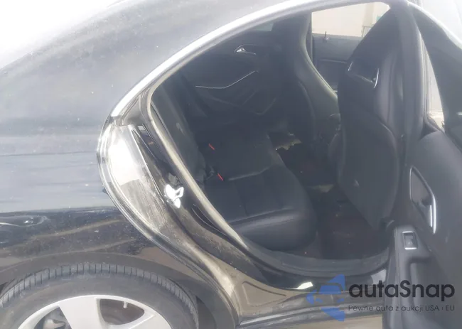 WDDSJ4EB7FN259478: 44475356