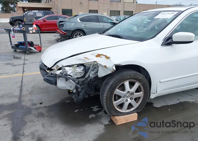 1HGCM66575A016772: 44475428