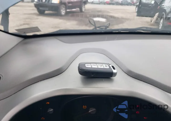 KNDPC3A23B7110929: 44475486