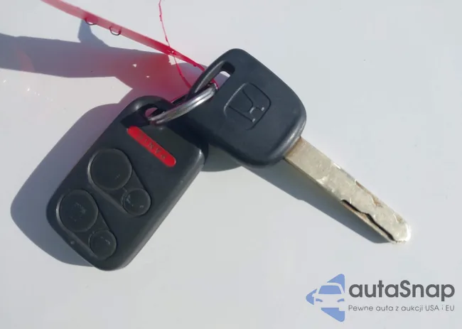 5FNRL18914B029683: 44475646