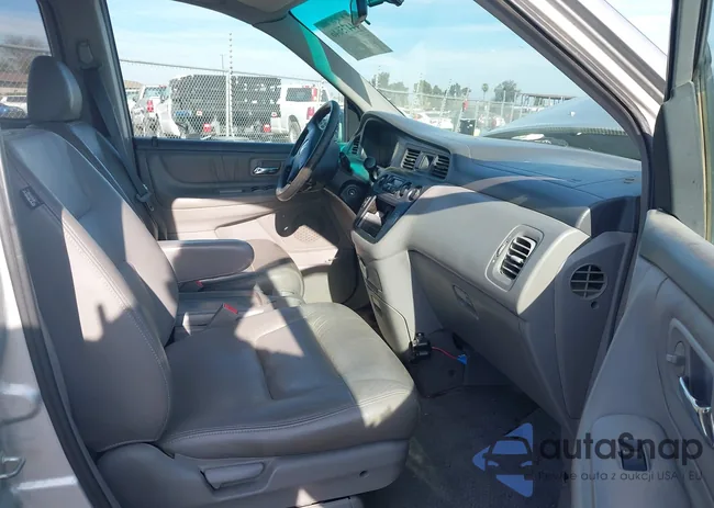 5FNRL18914B029683: 44475646